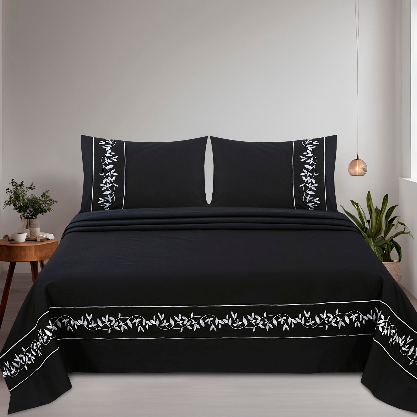 Siyah Qasida - Embroidered Bedding Set