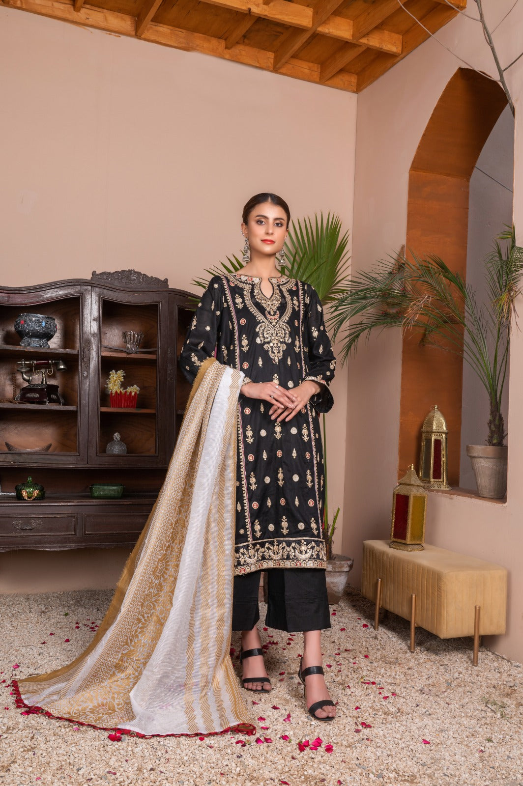 Black Mocha | Lawn - Embroidered