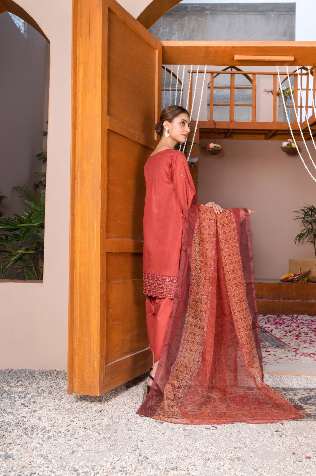 Embroidered | Lawn - Gulnar Rouge