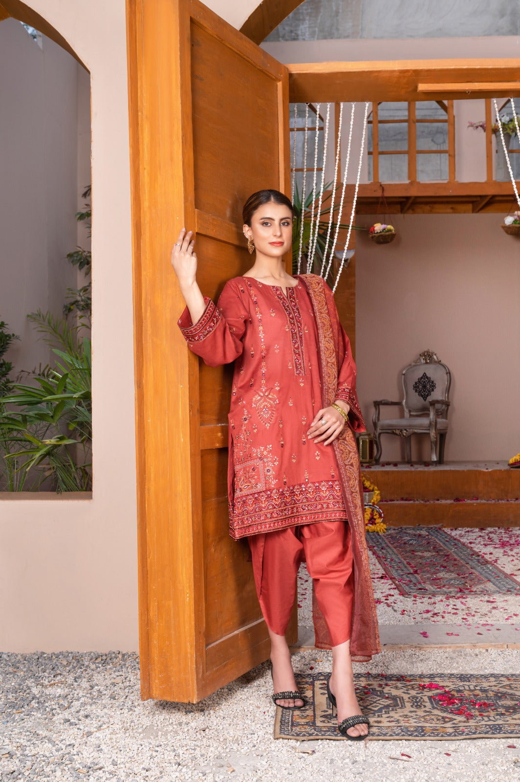 Embroidered | Lawn - Gulnar Rouge